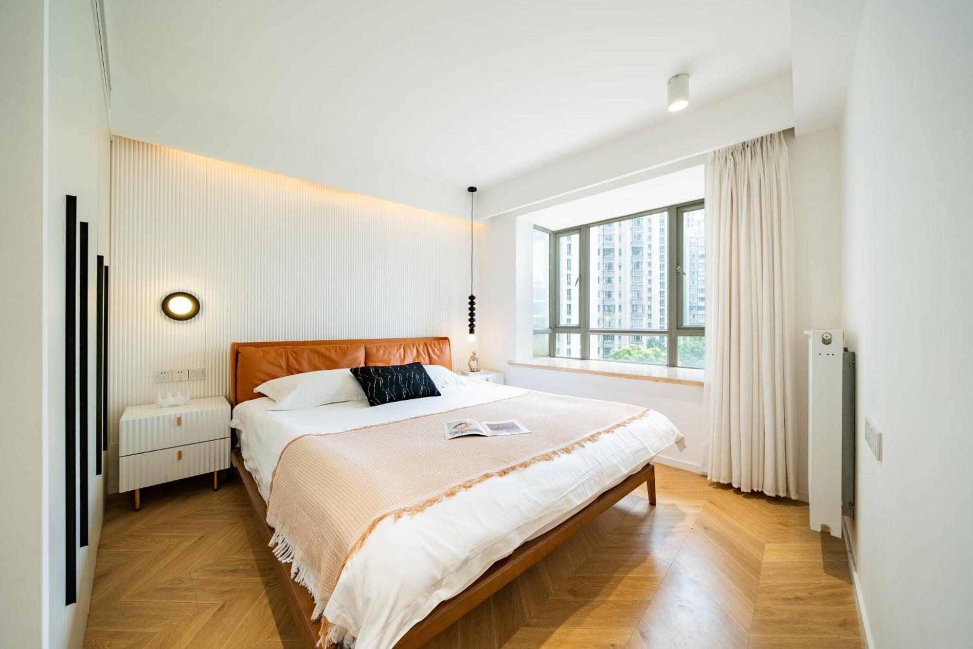 Moli B&b-nanjing West Road 3-bedrooms With Elevator 3 King-size Beds 2 Bathrooms 1bathtub Ment Near The Subway Apartment *