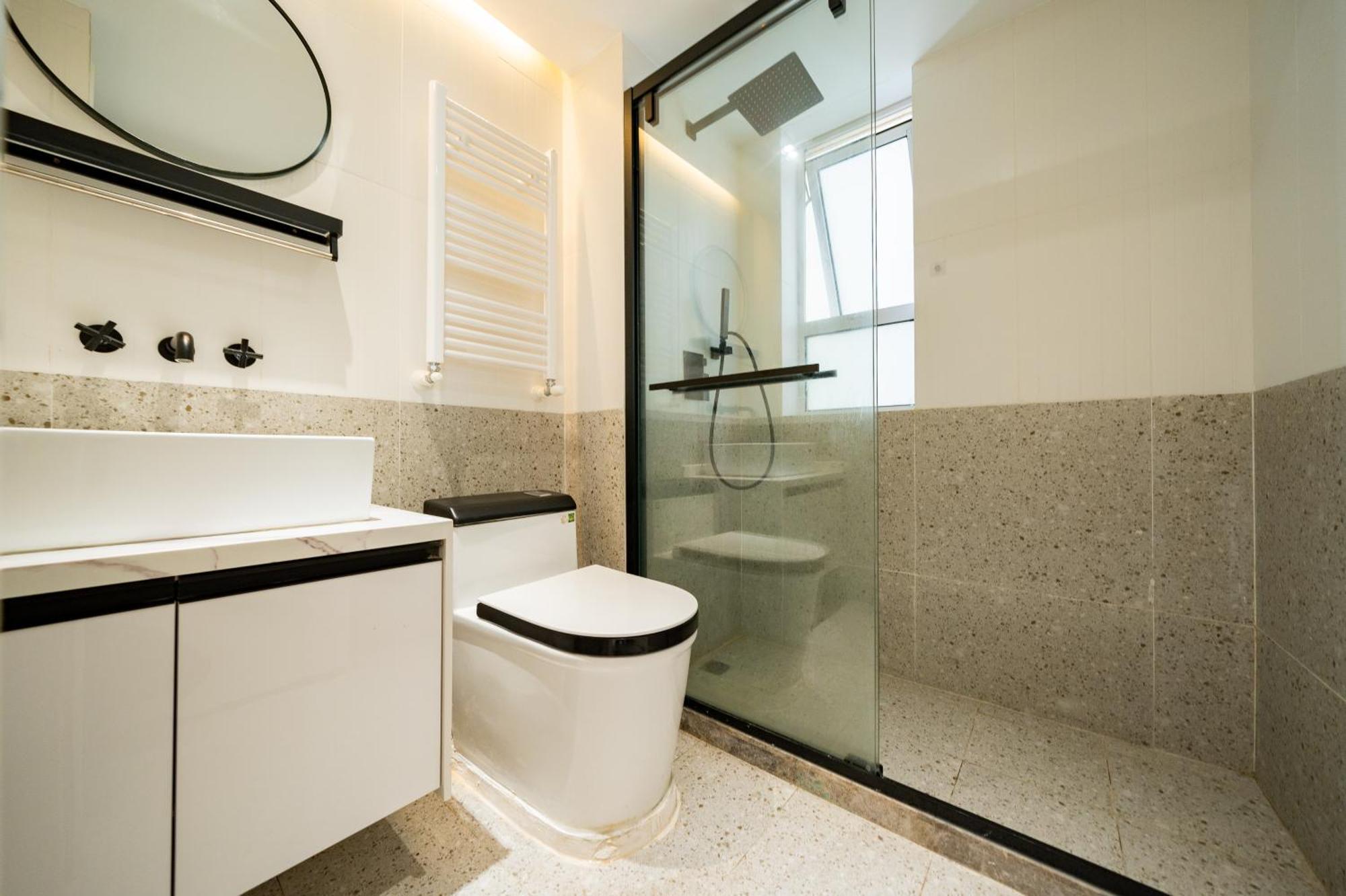 Moli B&b-nanjing West Road 3-bedrooms With Elevator 3 King-size Beds 2 Bathrooms 1bathtub Ment Near The Subway Apartment Shanghai